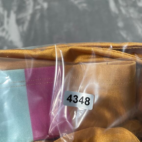 GoldSheep Leggings Bra Set Gold Large Grogu Mandalorian Sporty Athleisure Gym - Picture 14 of 14